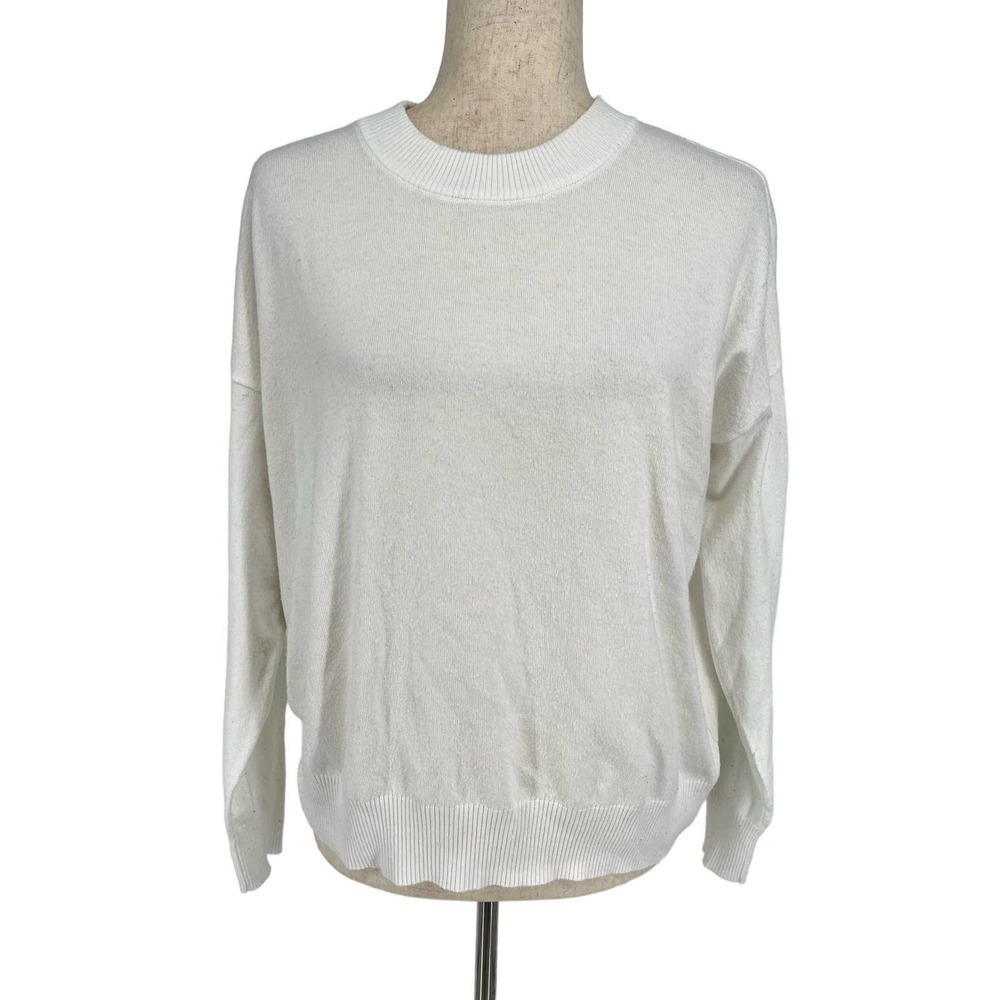 T TAHARI Long Sleeve Crewneck Pullover White Sweater Size Small-